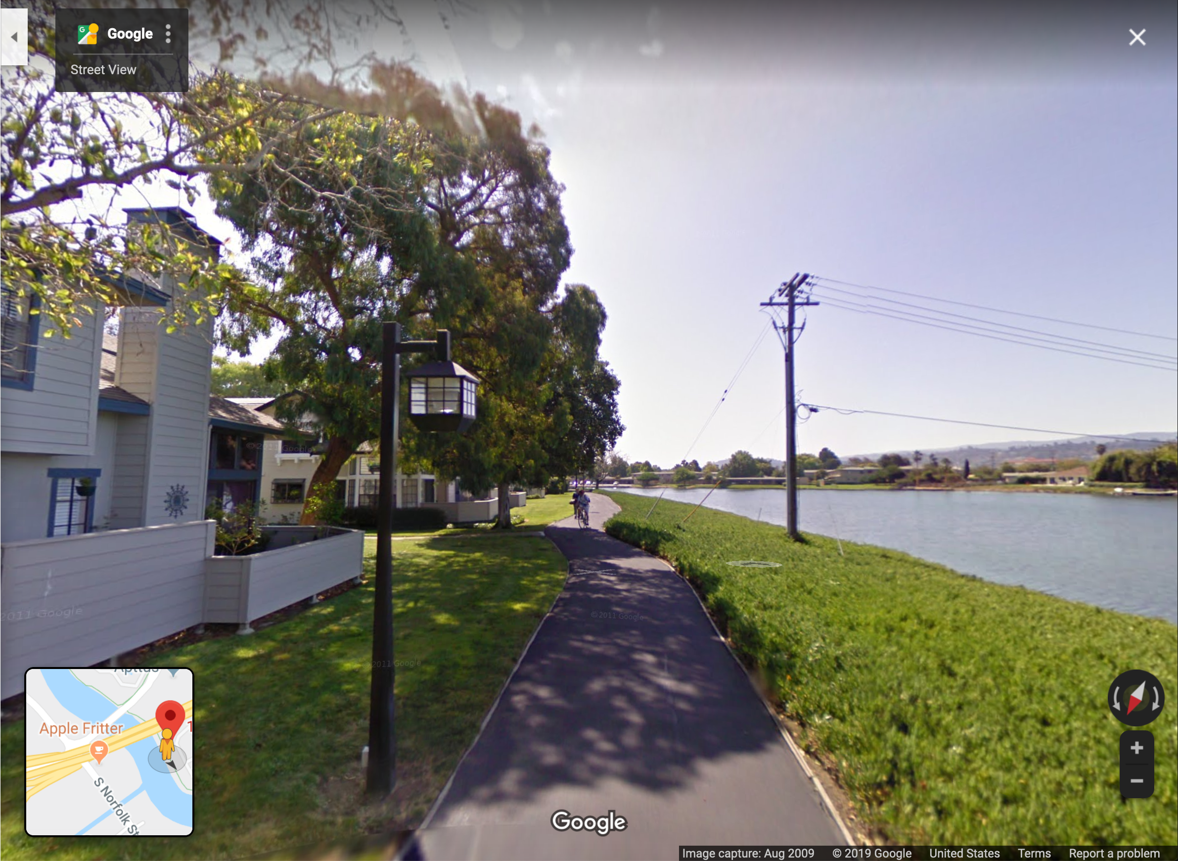 Google Maps showing of tree before it fell